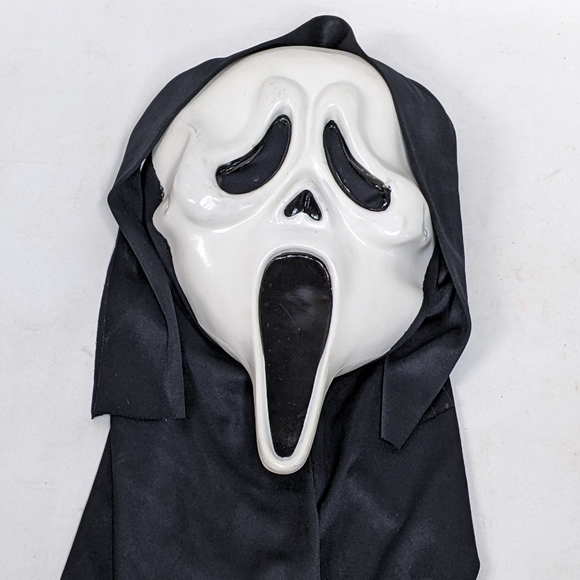 Scream Ghostface Mask, Easter Unlimited Fun World Div. #8550  (read description) - Picture 2 of 12